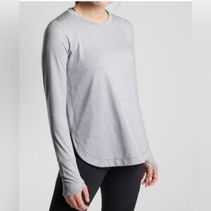 Athleta Size Gray Uptempo Long Sleeve Women's Top